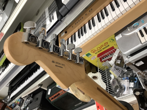 エレキギターのFENDER MEXICO