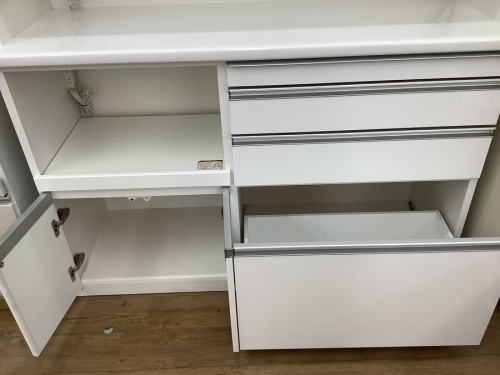 レンジボードの2枚スライド扉