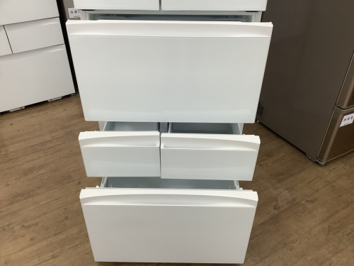 6ドア冷蔵庫のTOSHIBA