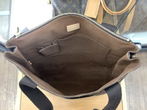 LOUIS VUITTONのモノグラム