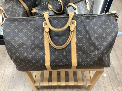 バッグ・財布のLOUIS VUITTON