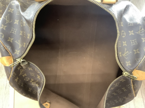 トラベルバッグのLOUIS VUITTON