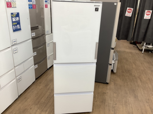 キッチン家電の冷蔵庫