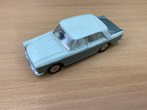 モデルカーのYonezawa toys