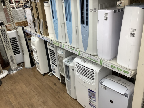 エアコンのタワーファン