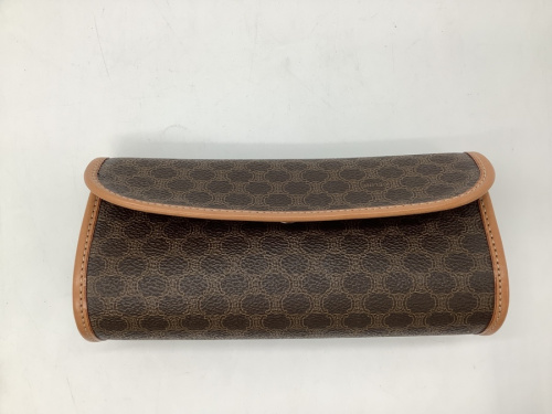 LOUIS VUITTONのCELINE