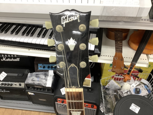 エレキギターのGibson