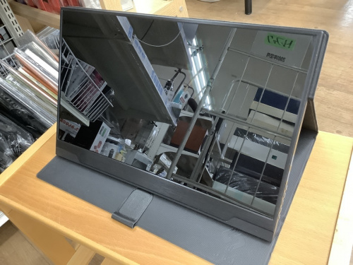液晶モニターのポータブルモニター