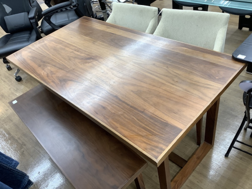 家具のダイニングセット