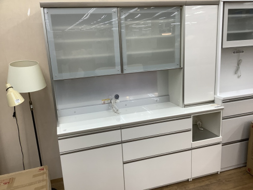 家具のカップボード・食器棚