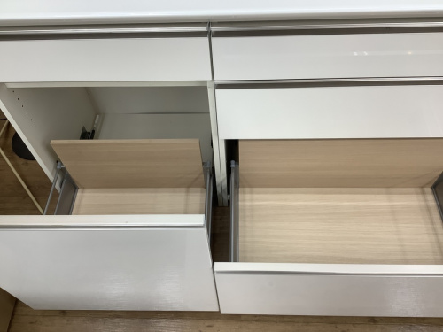 Pamounaの中古家具