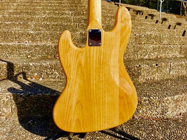 フェンダージャパン　フレットレスベース FENDER JAPAN（フェンダー・ジャパン）フレットレスベース