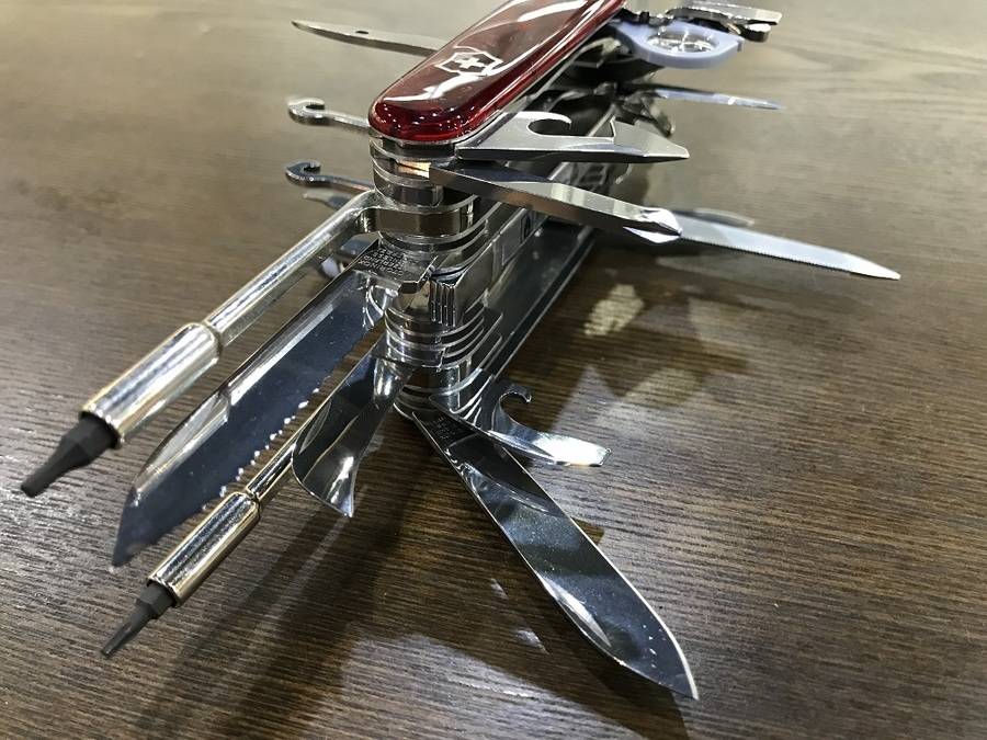 Victorinoxの120周年を記念したスイスチャンプXXLT買取入荷