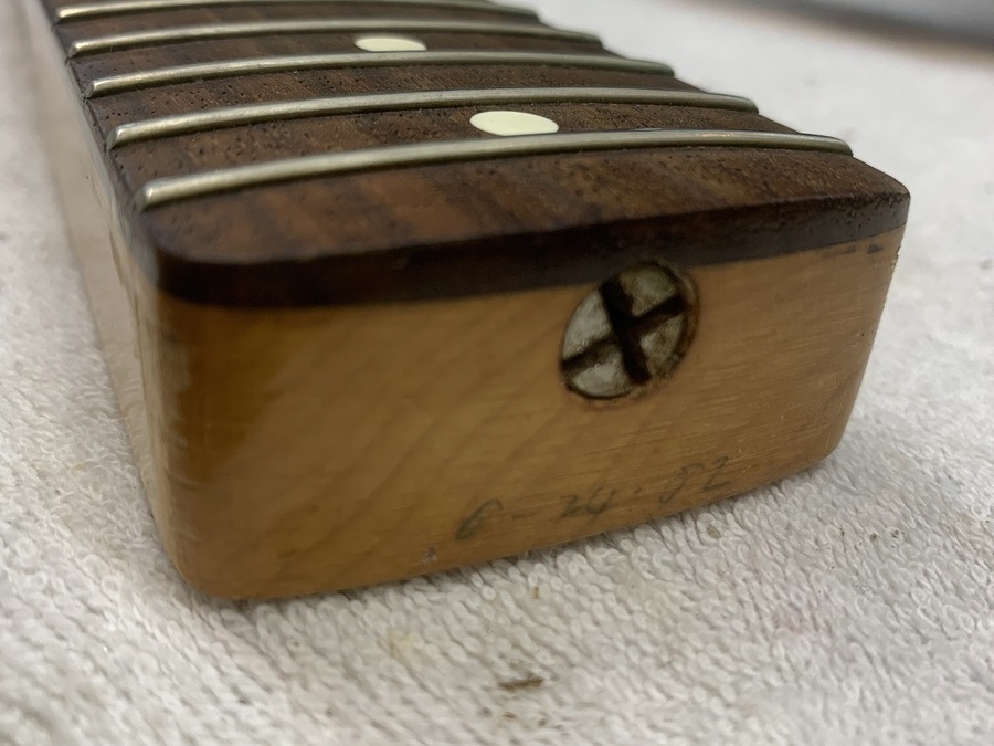 FenderJapan(フェンダージャパン)の82年製JVシリアル期のST62-115が