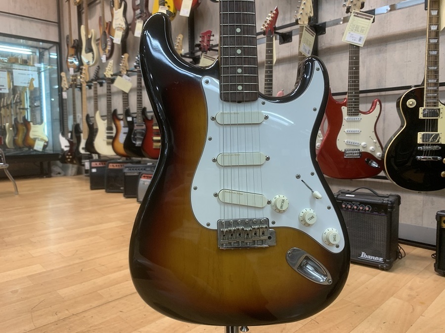 FenderJapan(フェンダージャパン)のST62-77LSが買取入荷しました