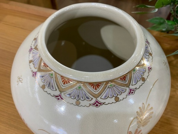 薩摩焼 十四代沈壽官作の花瓶が買取入荷致しました！【南大沢店