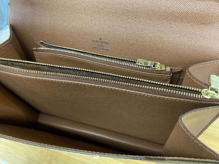 LOUIS VUITTON（ルイヴィトン）コンコルド(M51190)が買取入荷