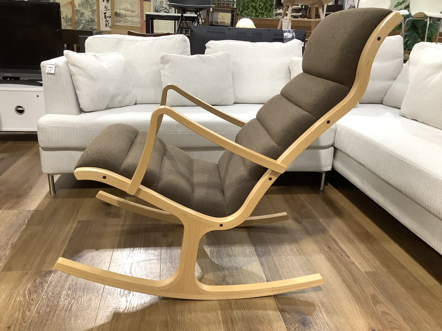 グッドデザイン賞受賞！！天童木工 ロッキングチェア S-5226WBが買取