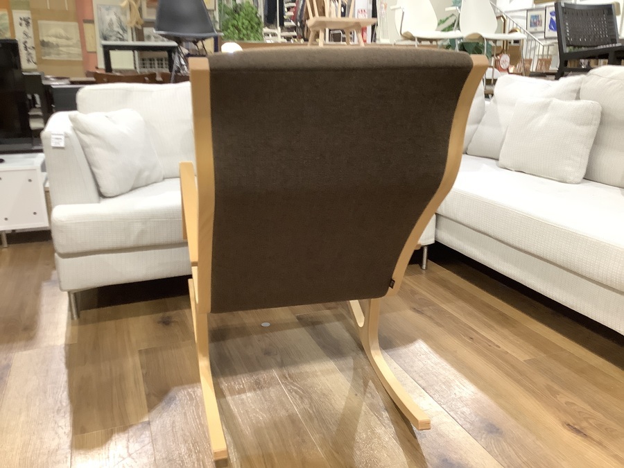 グッドデザイン賞受賞!!天童木工 ロッキングチェア S-5226WBが買取 グッドデザイン賞受賞!!天童木工 ロッキングチェア S-5226WBが買取