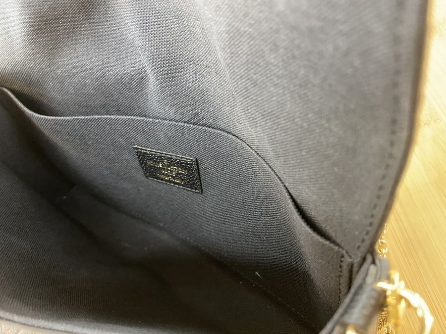 2021年製！LOUIS VUITTON（ルイヴィトン）ポシェットフェリシー
