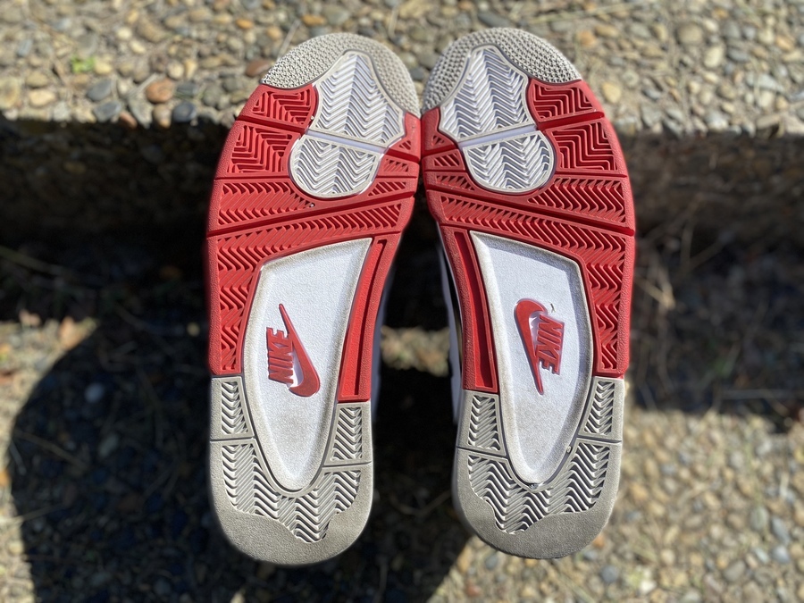 希少なOG復刻！NIKE (ナイキ)AIR JORDAN 4 RETRO(DC7770-160)が買取