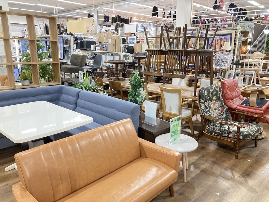 【トレファクラパーク岸和田店】karimoku×unico合皮2人掛けソファ入荷致しました。 karimoku(カリモク)×unico(ウニコ) U36552 2人掛けソファが買取入荷