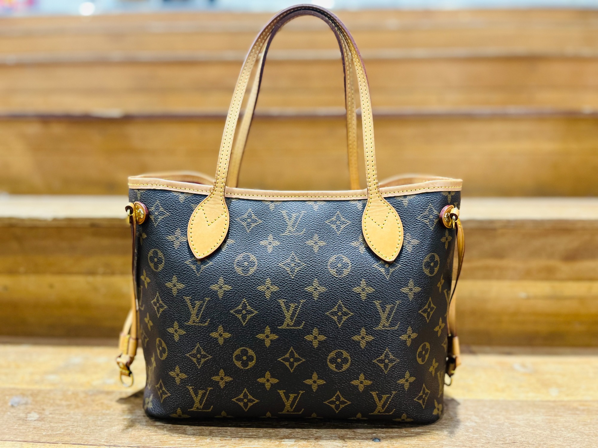 LOUIS VUITTON(ルイヴィトン)トートバッグ(M41245)ネヴァーフルPMが
