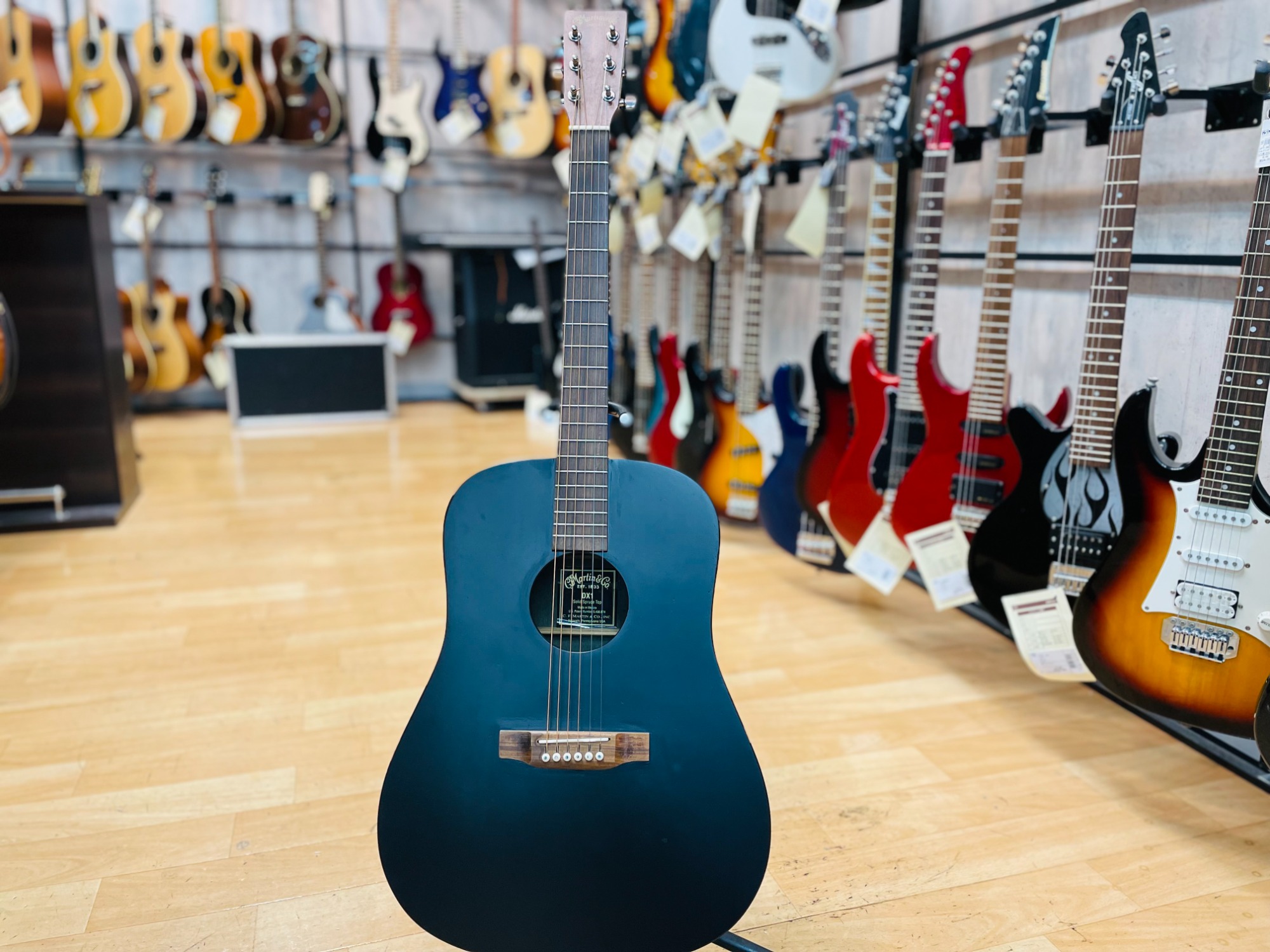 ギター買取強化中】Martin&Co（マーティン）アコースティックギターDX1 