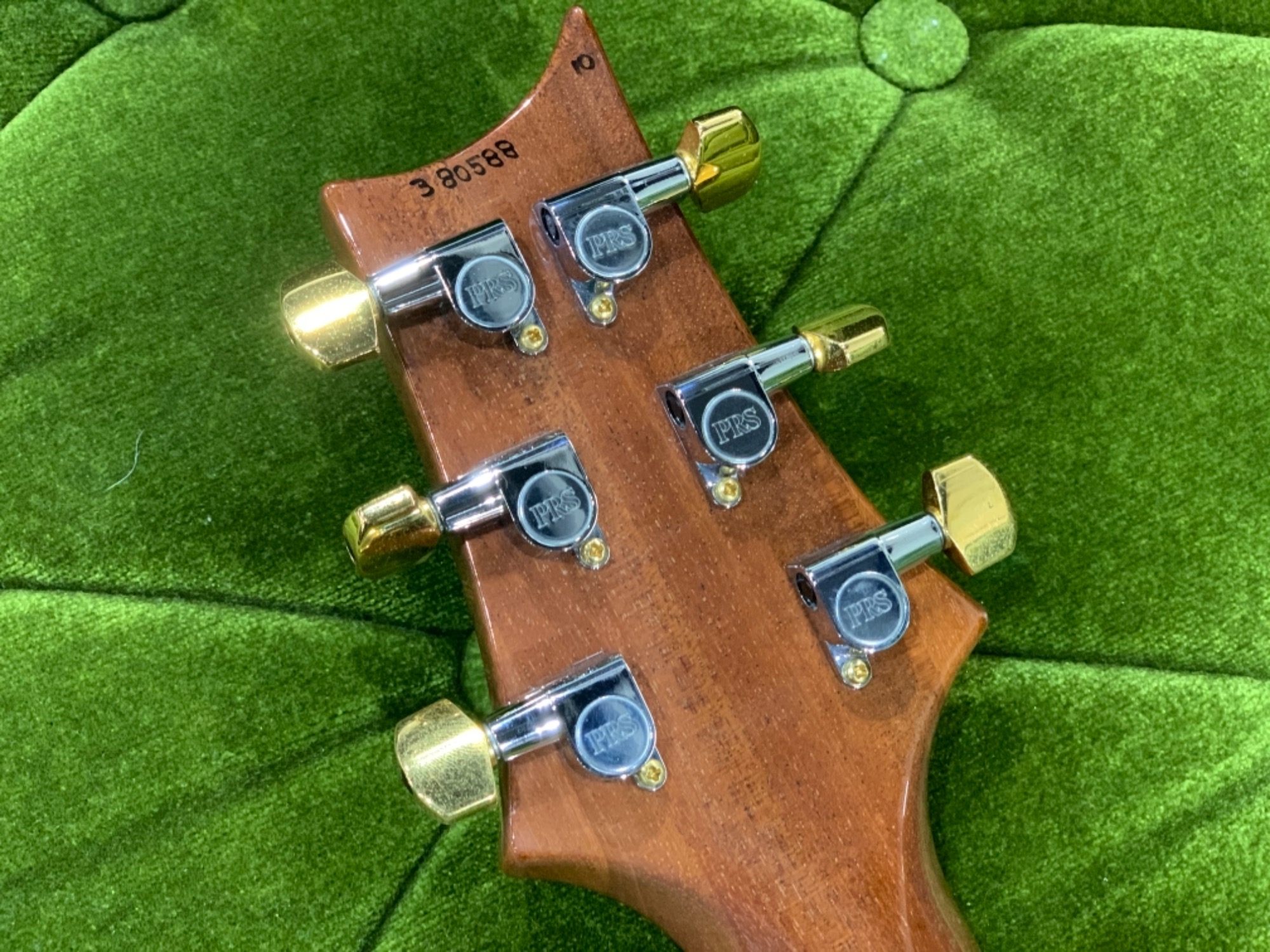 電撃入荷】Paul Reed Smith(ポールリードスミス) エレキギター Custom