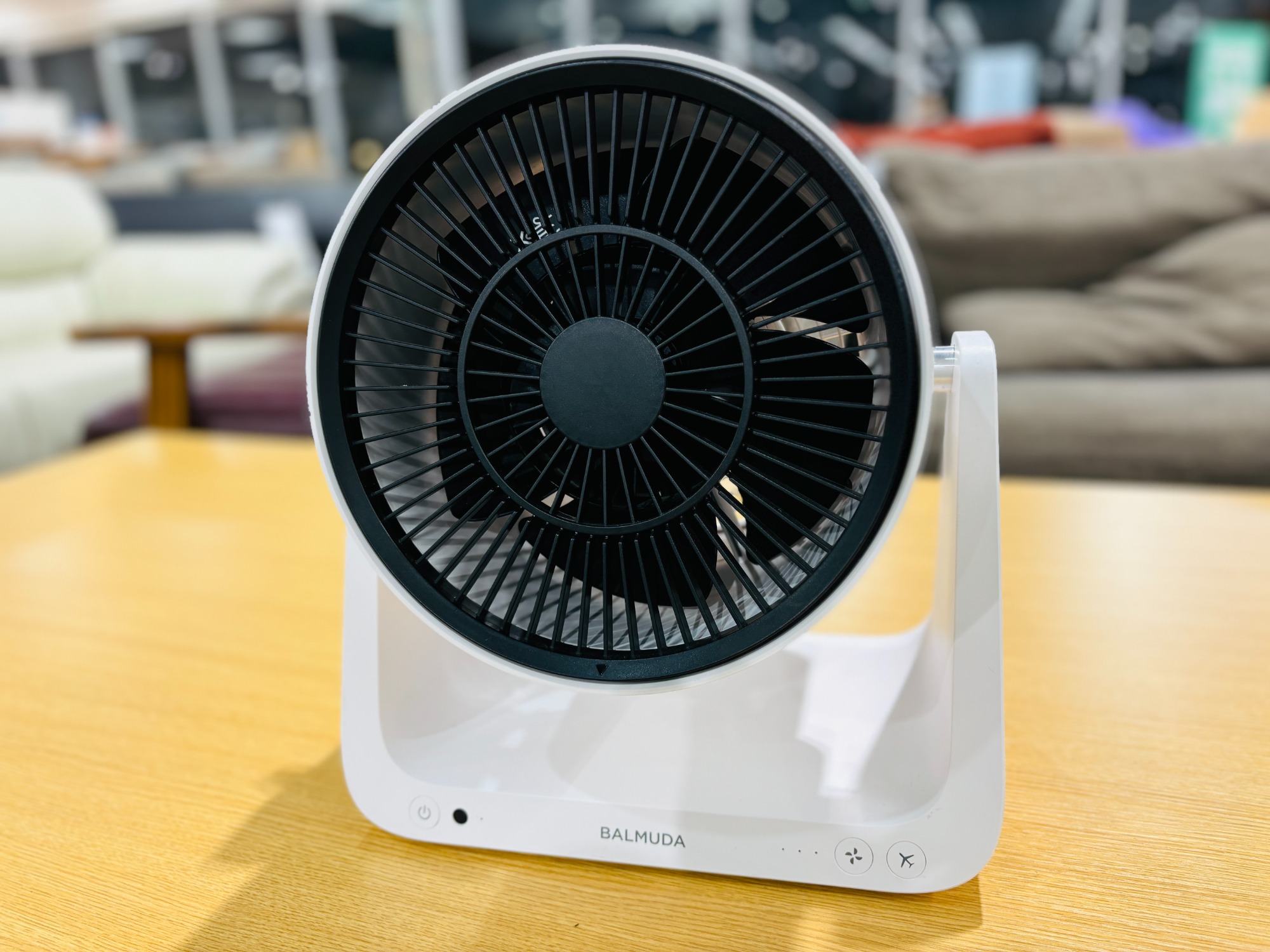 概要 | GreenFan C2 | BALMUDA（バルミューダ）公式サイト