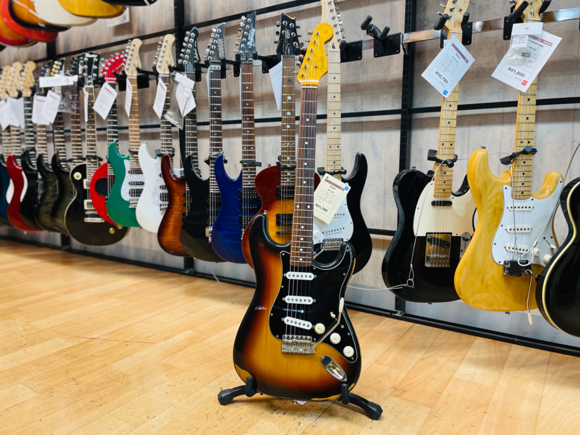 中古楽器大量展示中！】FENDER JAPAN（フェンダージャパン）のエレキ