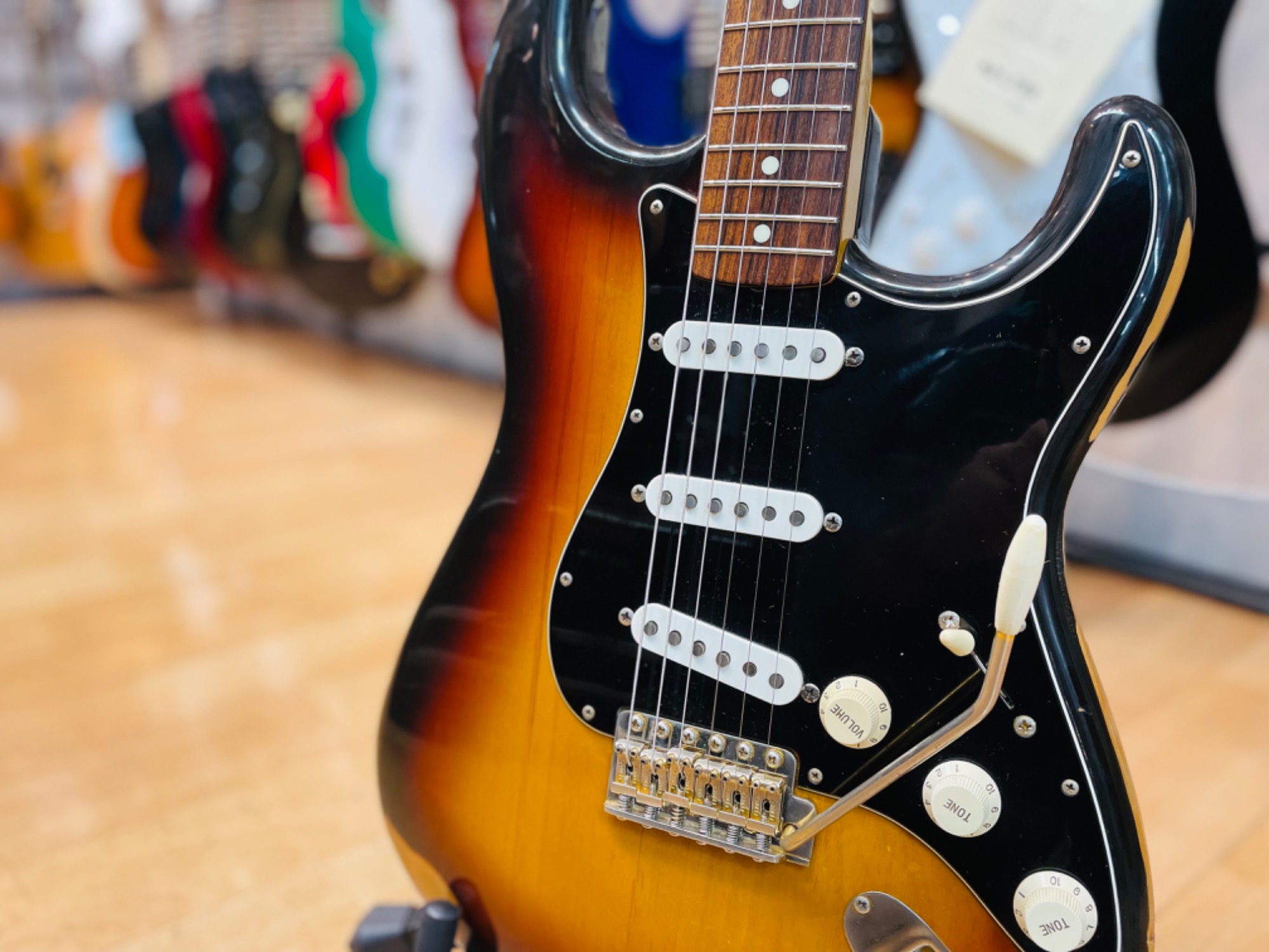 中古楽器大量展示中！】FENDER JAPAN（フェンダージャパン）のエレキ