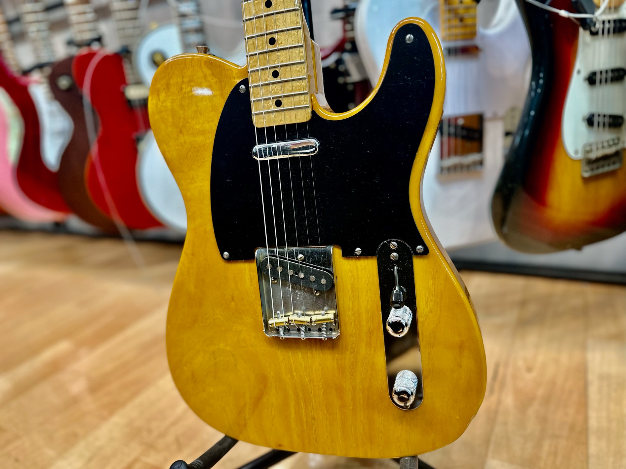 中古楽器大量展示中！】FENDER JAPAN エレキギター 40Th Aniversarry