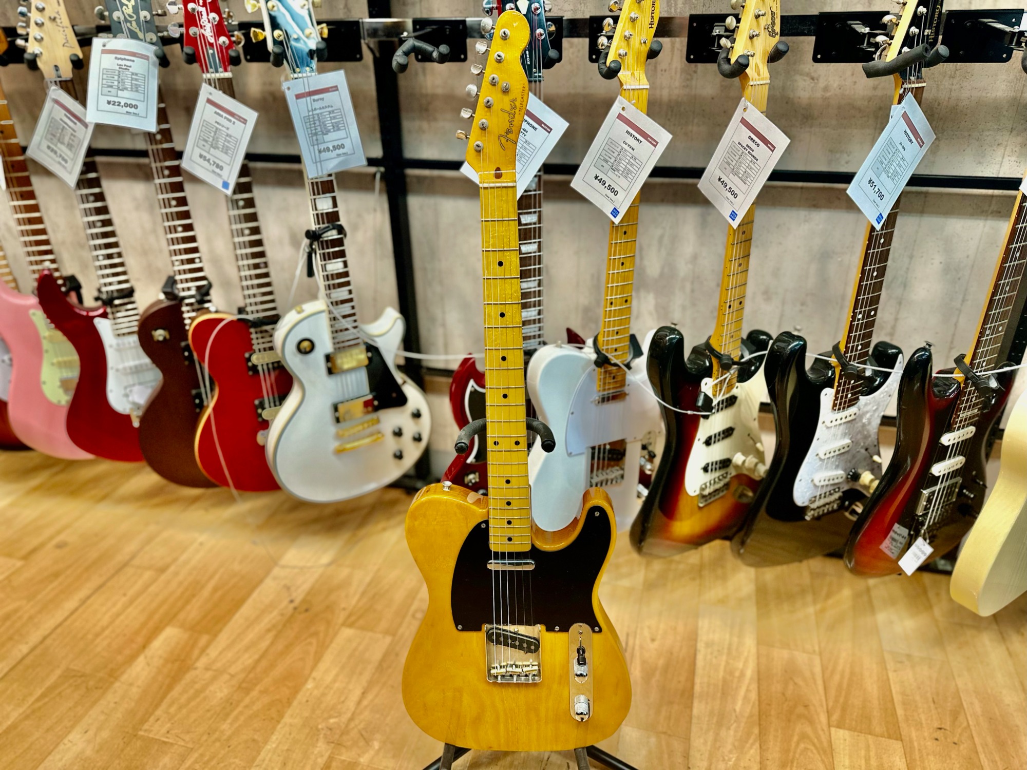 中古楽器大量展示中！】FENDER JAPAN エレキギター 40Th Aniversarry