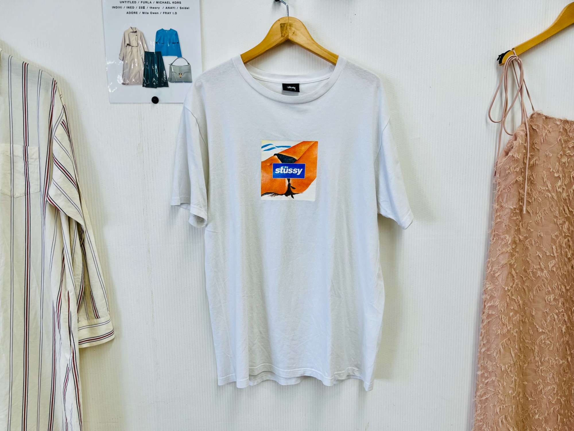 古着買取強化中！！】stussy(ステューシー) ホワイトTシャツ が