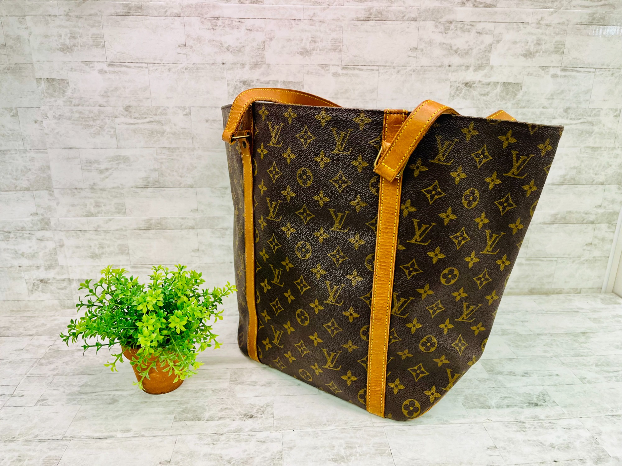 LOUIS_VUITTON買取強化中！！】LOUIS_VUITTONのモノグラム