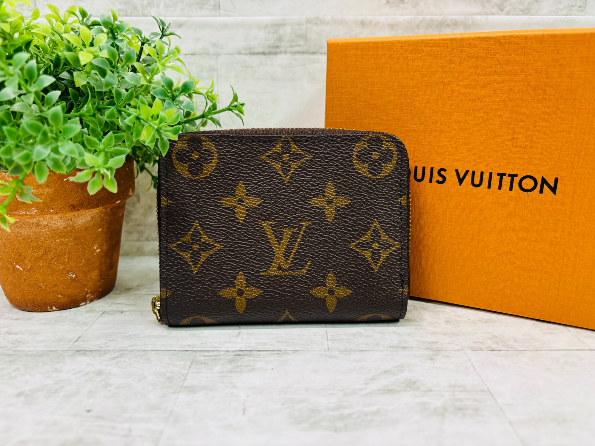 sold out 値下 帽子・服セット セリア可動式ドールボディ 7cm