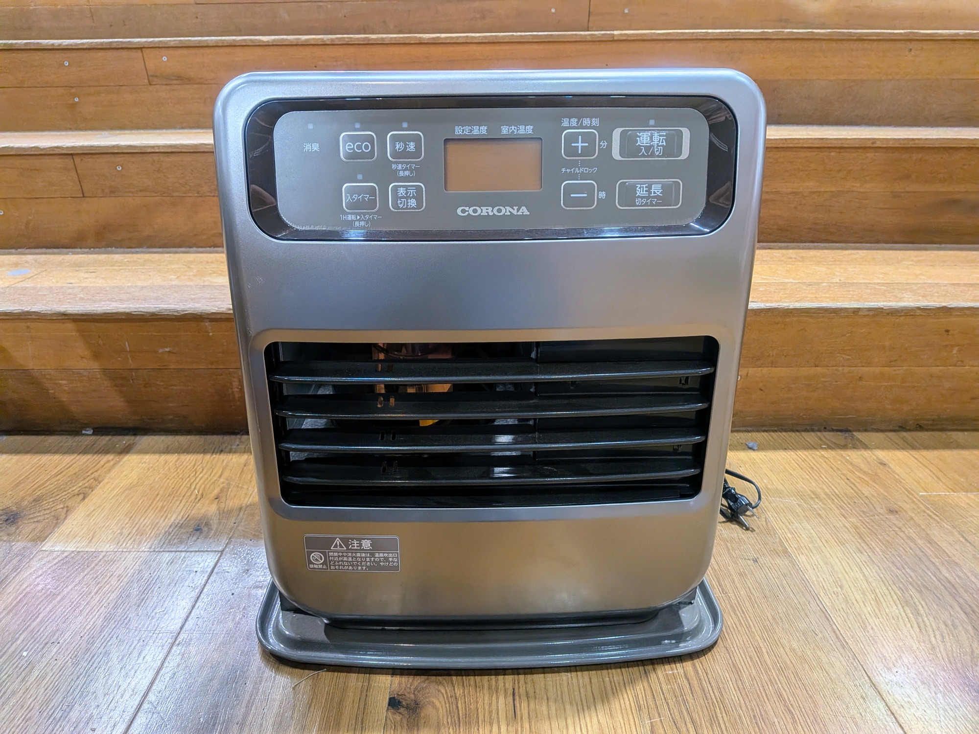 CORONA×コメリ 石油ファンヒーター 2024年製 CORONA(コロナ) 石油ファンヒーター 2024年製 が買取入荷いたし