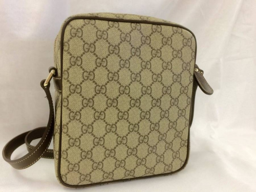 ショルダーバッグのGUCCI