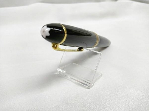 ビジネスアイテムのボールペン