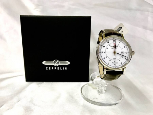 腕時計のZeppelin