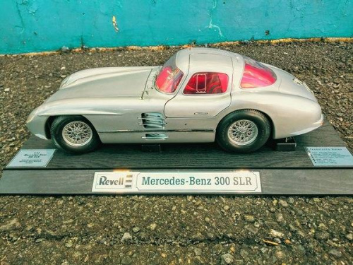 ミニカーのREVELL