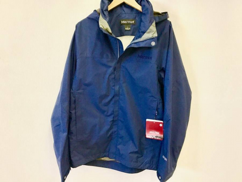 ジャケットのMarmot