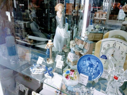 LLADRO(リヤドロ)の南大沢