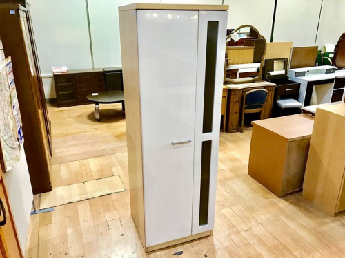 家具・インテリアのドレッサー