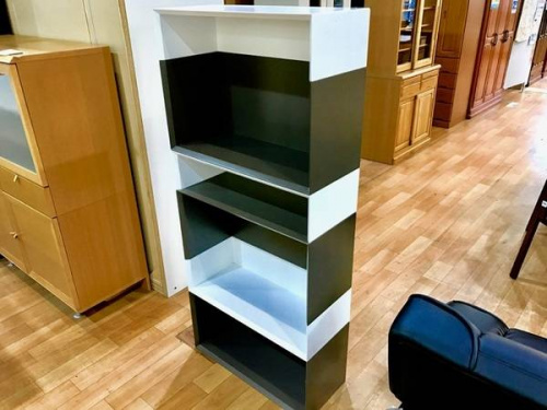 家具・インテリアの本棚