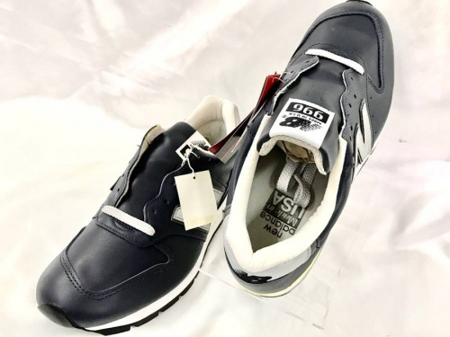 スニーカーの南大沢