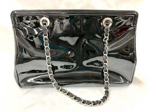 チェーンショルダーバッグのＣＨＡＮＥＬ