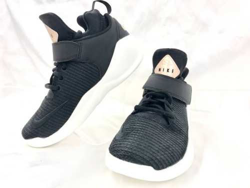 レディースファッションのシューズ