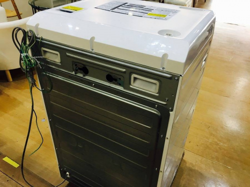 SHARPのドラム式洗濯機